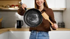 Tandpasta van je oude koekenpan: wetenschappers vinden slimme manier om teflon te recyclen