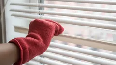 Snelle manier om jaloezieën schoon te maken: experts onthullen eenvoudige thuismethode
